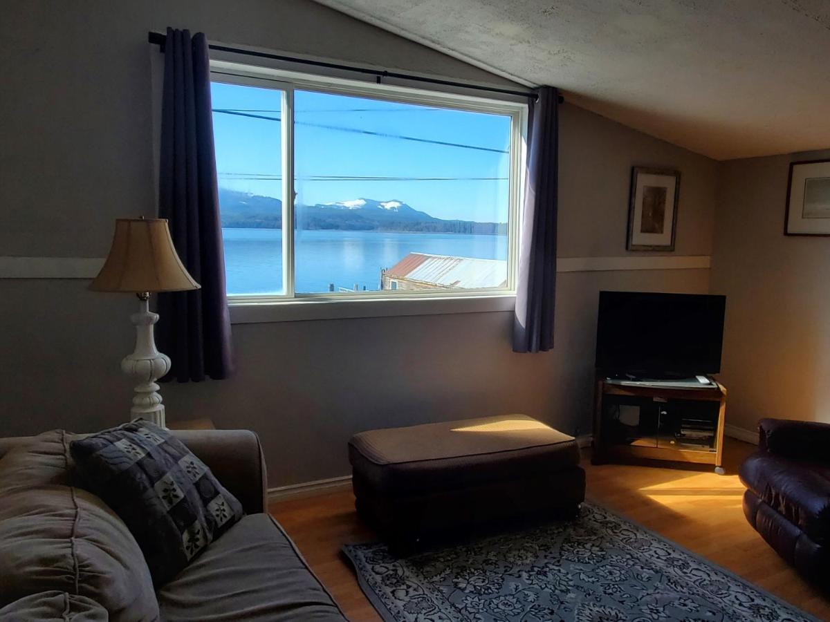 Orca Inn Alert Bay Exterior foto